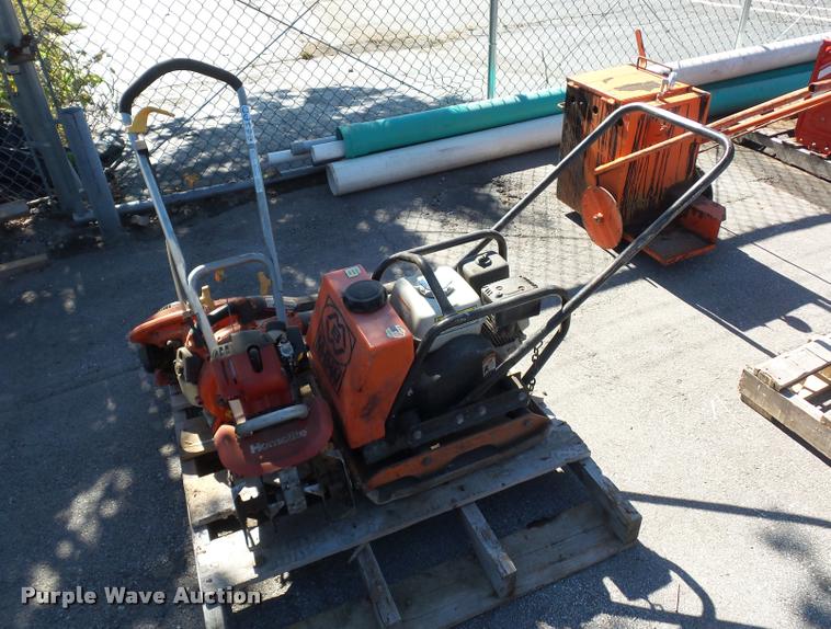 image for item AX9204 Lawn and garden equipment