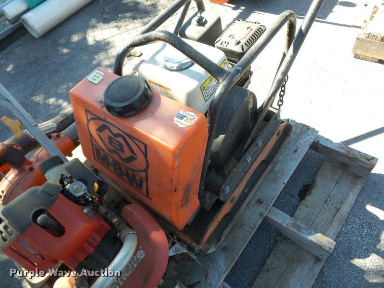 image for item AX9204 Lawn and garden equipment