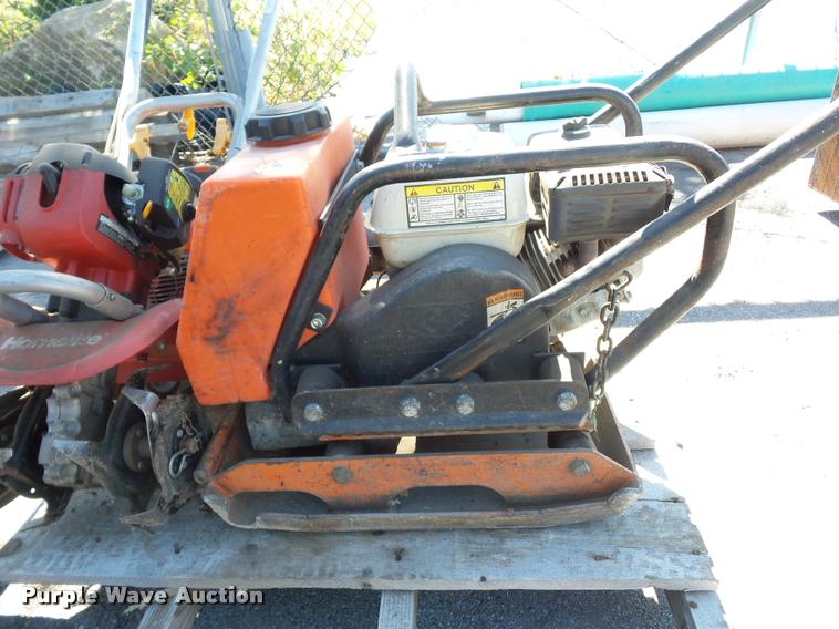 image for item AX9204 Lawn and garden equipment