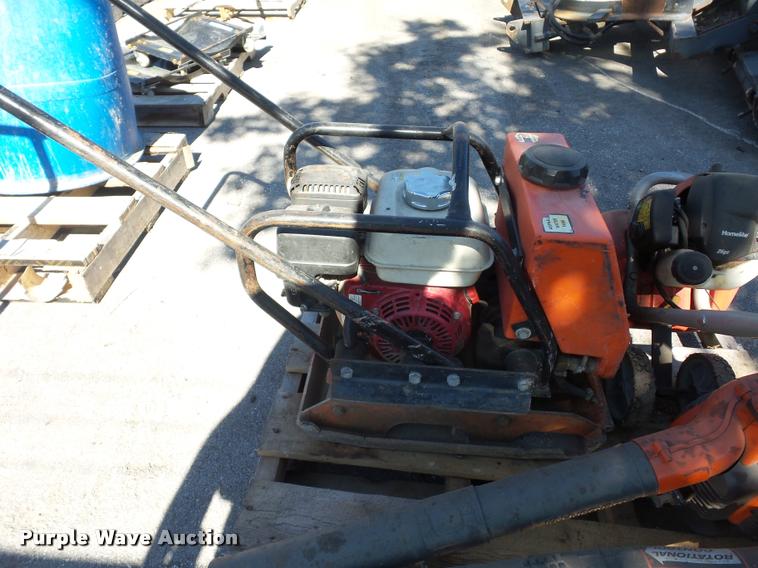 image for item AX9204 Lawn and garden equipment