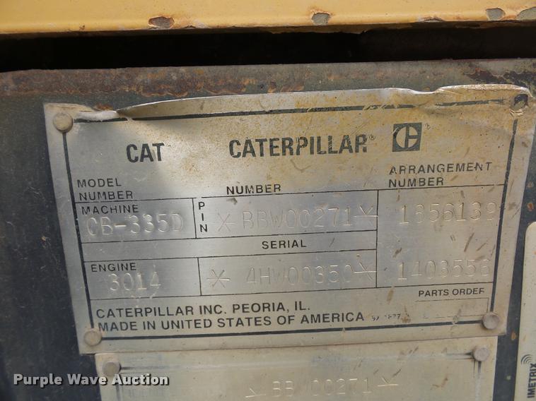 image for item BS9750 Caterpillar CB-335D single drum roller