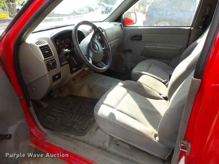 image for item BS9754 2008 GMC Canyon utility truck