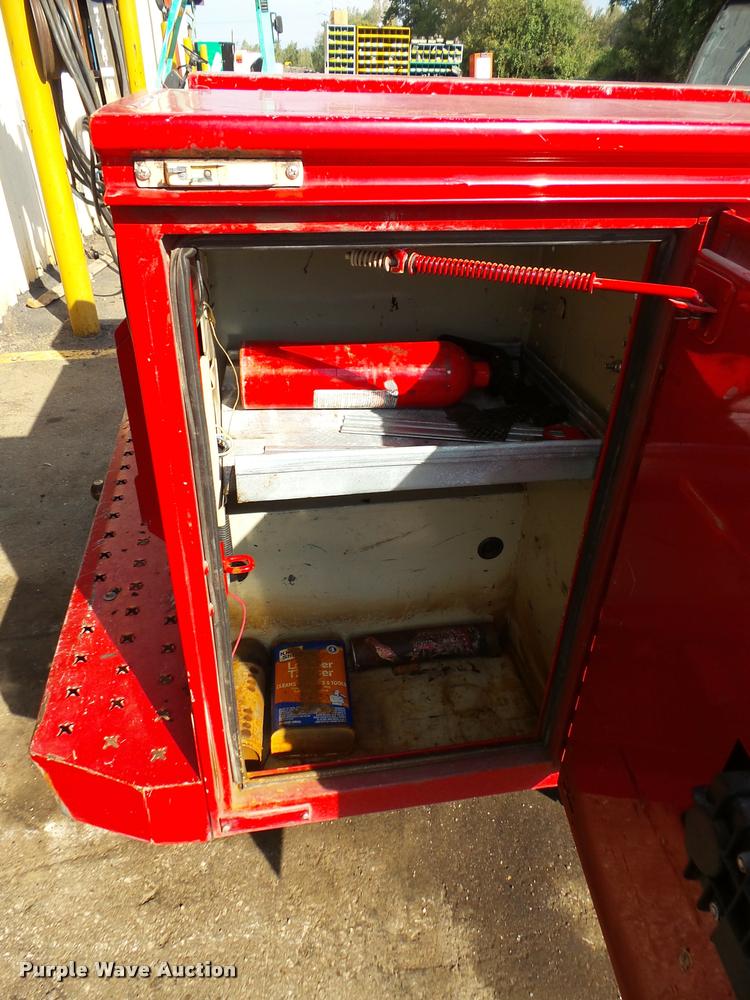 image for item BS9754 2008 GMC Canyon utility truck