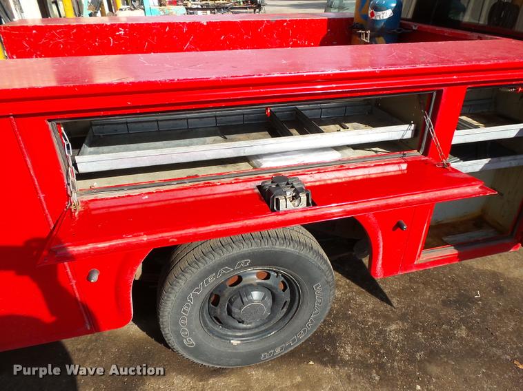 image for item BS9754 2008 GMC Canyon utility truck