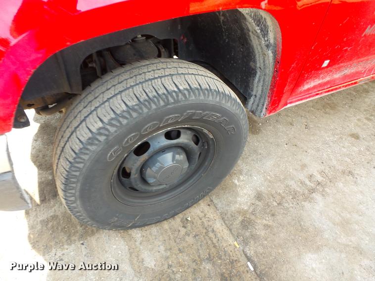 image for item BS9754 2008 GMC Canyon utility truck