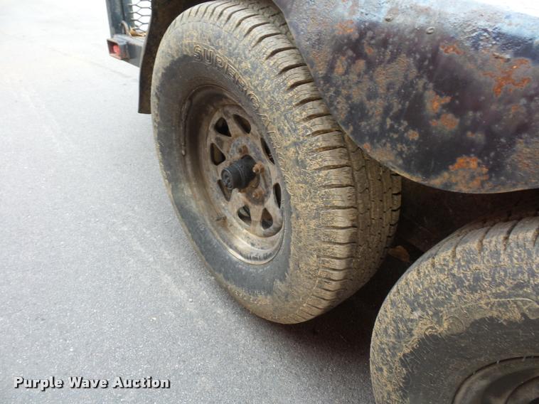 image for item L3524 2001 equipment trailer