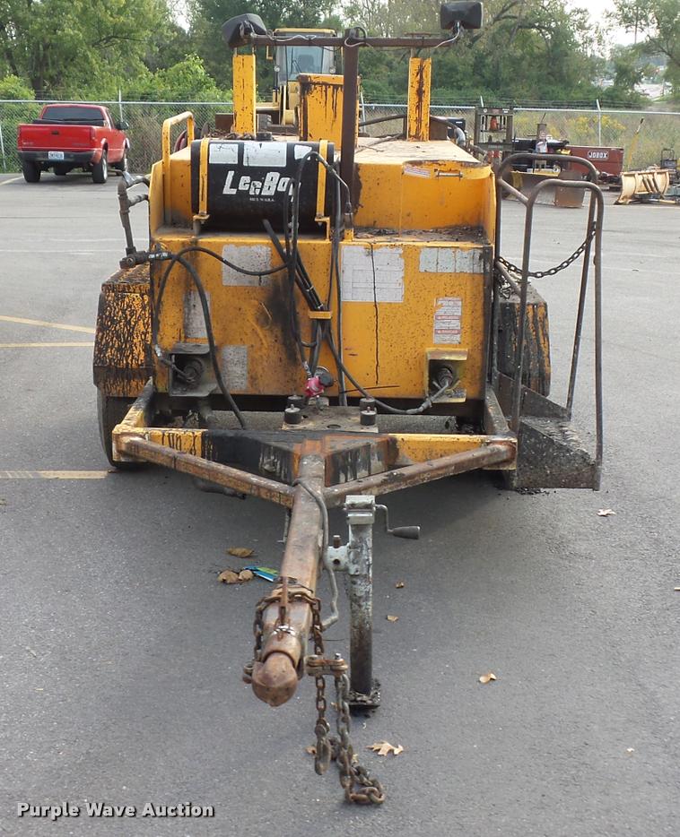 image for item L3526 LeeBoy crack seal pot