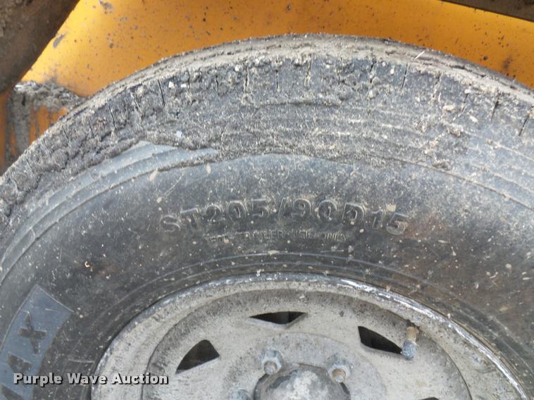 image for item L3526 LeeBoy crack seal pot