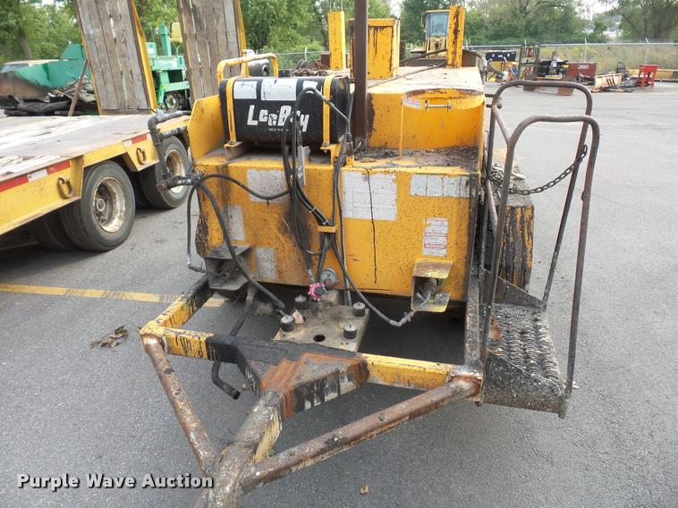 image for item L3526 LeeBoy crack seal pot