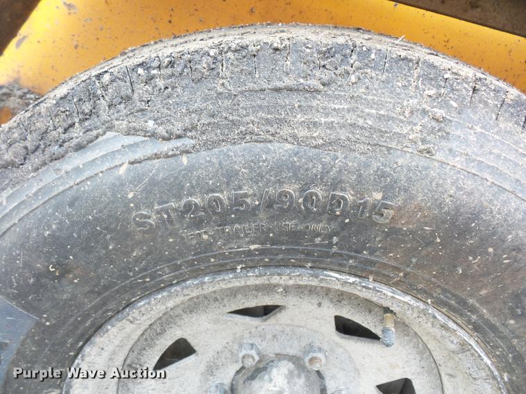 image for item L3526 LeeBoy crack seal pot