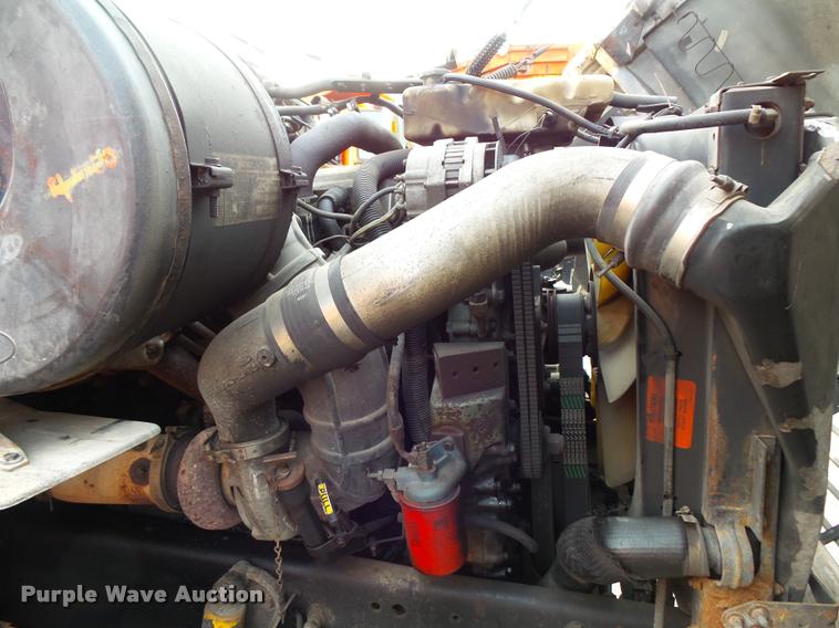 image for item L3528 1995 Ford LTA9000 AeroMax 106 semi truck