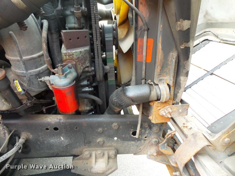 image for item L3528 1995 Ford LTA9000 AeroMax 106 semi truck