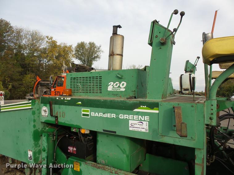 image for item L3533 Barber Greene BG-245 200 Series paver