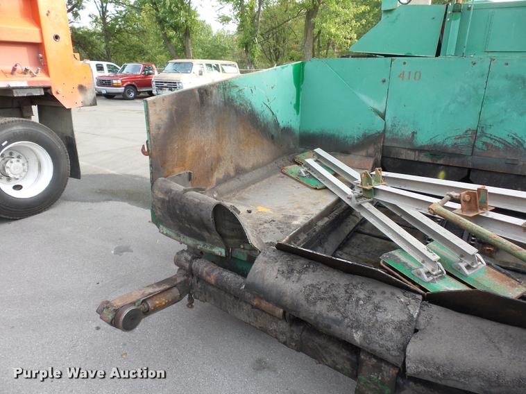 image for item L3533 Barber Greene BG-245 200 Series paver