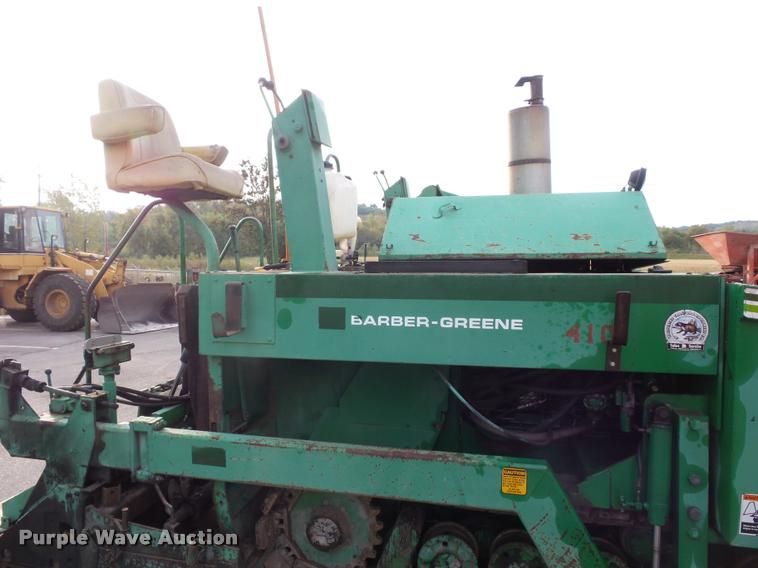 image for item L3533 Barber Greene BG-245 200 Series paver