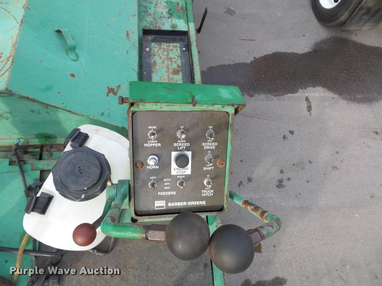 image for item L3533 Barber Greene BG-245 200 Series paver