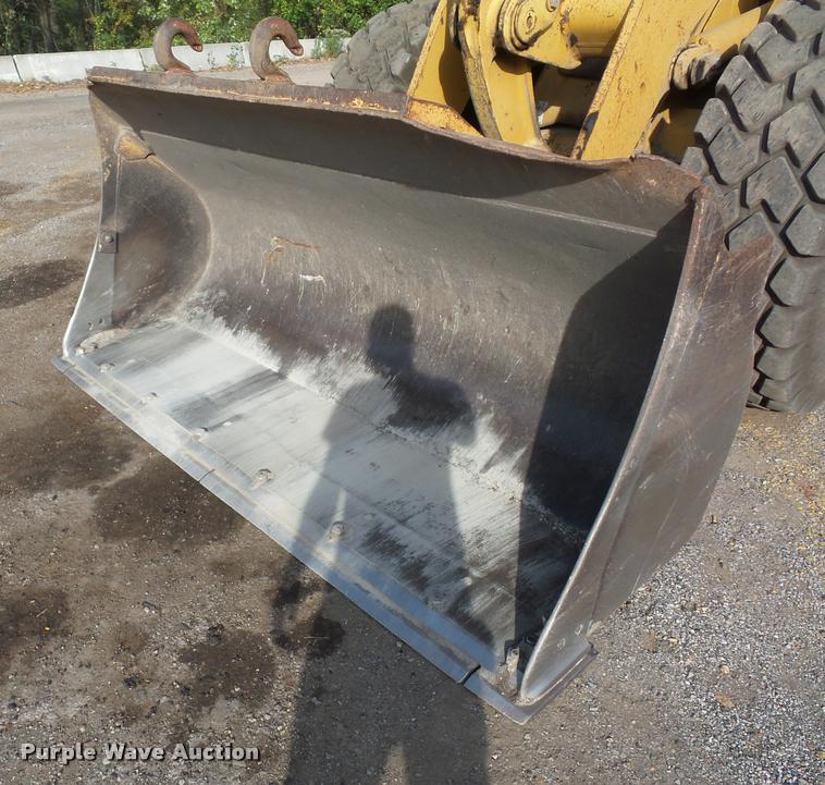 image for item L3534 1994 Caterpillar 928F wheel loader