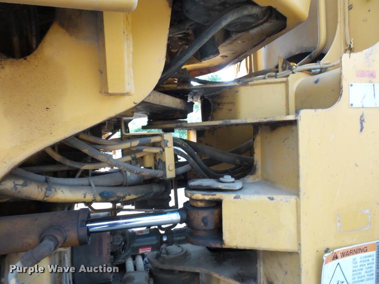 image for item L3534 1994 Caterpillar 928F wheel loader