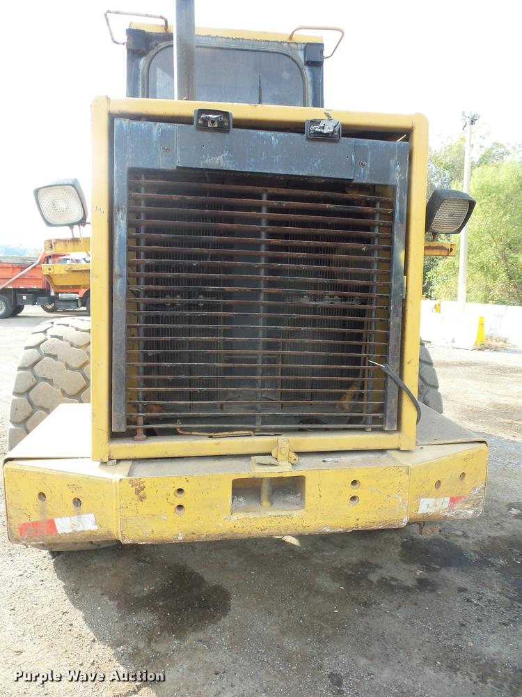 image for item L3534 1994 Caterpillar 928F wheel loader