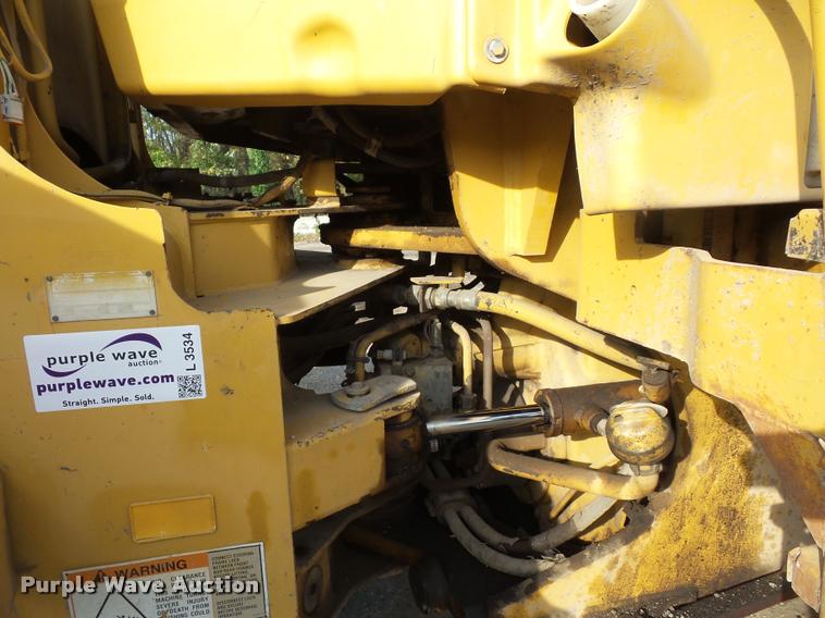 image for item L3534 1994 Caterpillar 928F wheel loader
