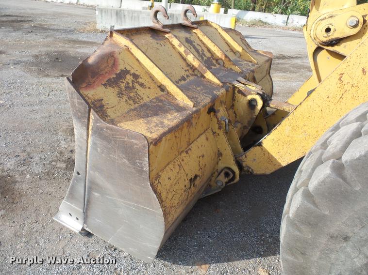 image for item L3534 1994 Caterpillar 928F wheel loader