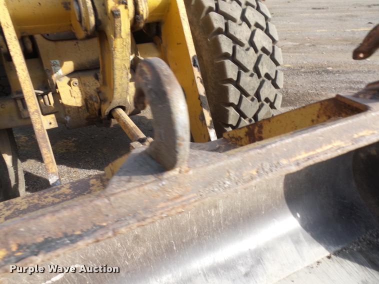 image for item L3534 1994 Caterpillar 928F wheel loader