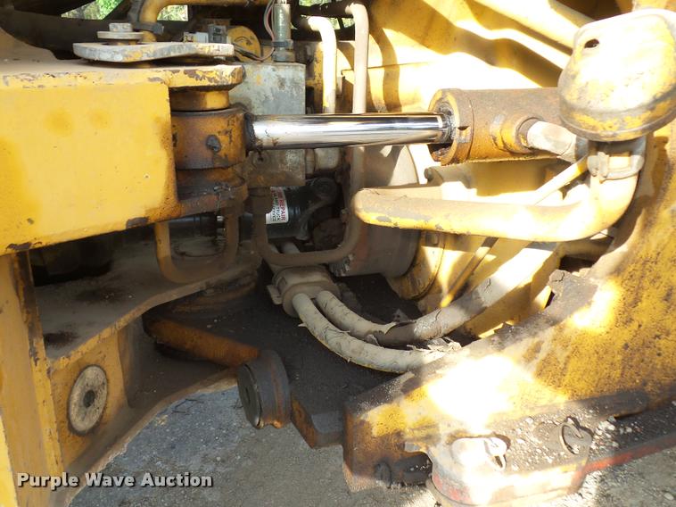 image for item L3534 1994 Caterpillar 928F wheel loader