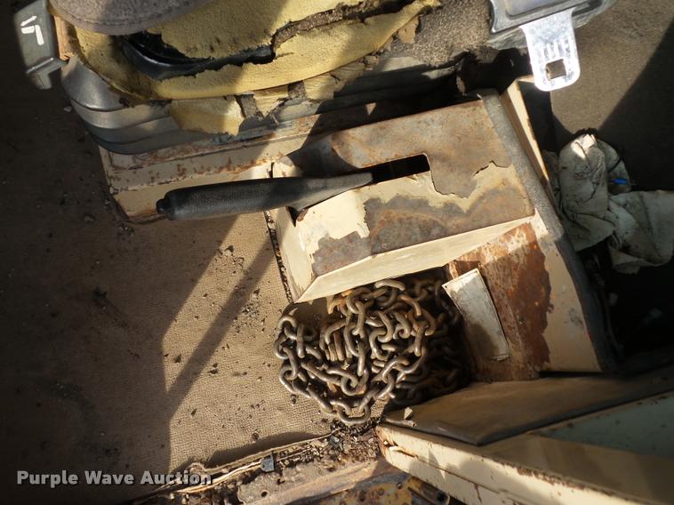 image for item L3534 1994 Caterpillar 928F wheel loader