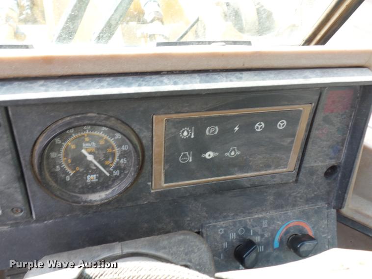 image for item L3534 1994 Caterpillar 928F wheel loader