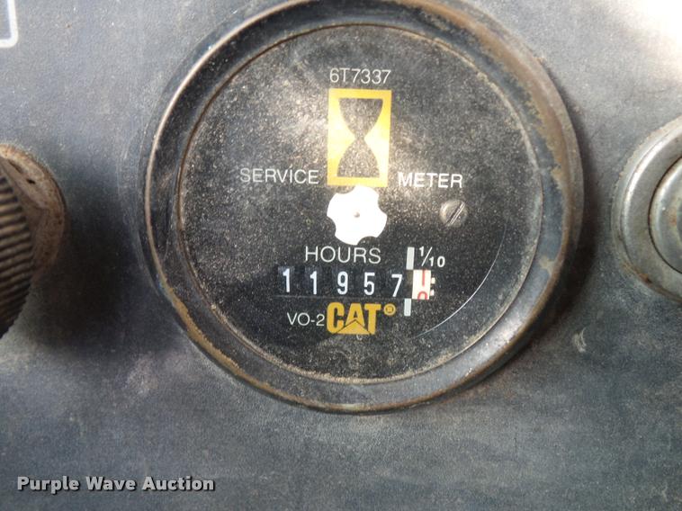 image for item L3534 1994 Caterpillar 928F wheel loader