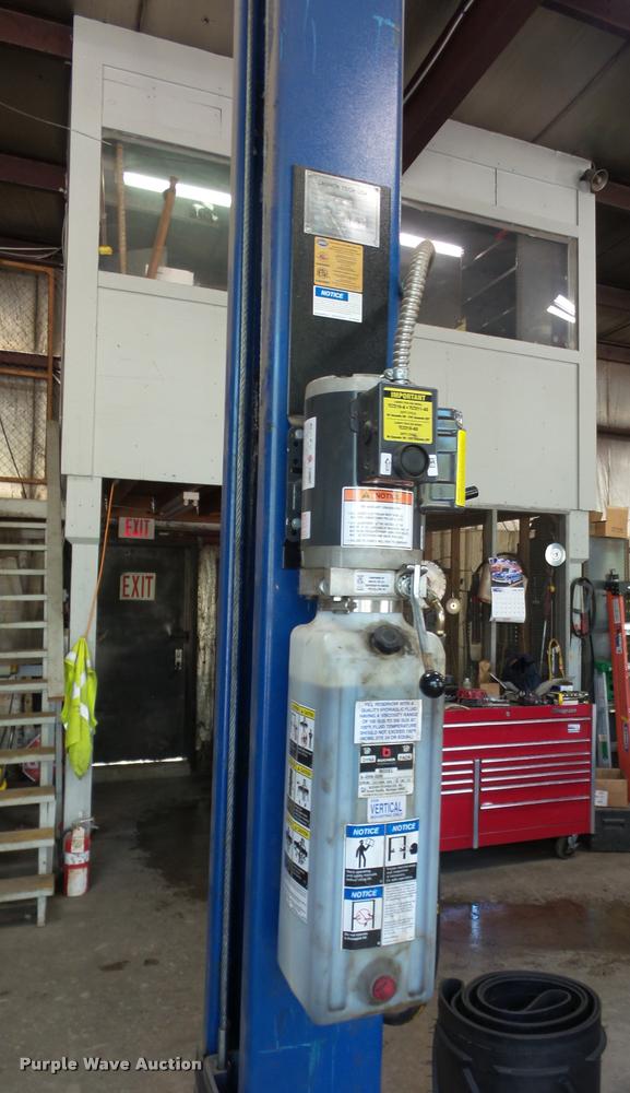 image for item L3536 Launch Tech USA two post lift