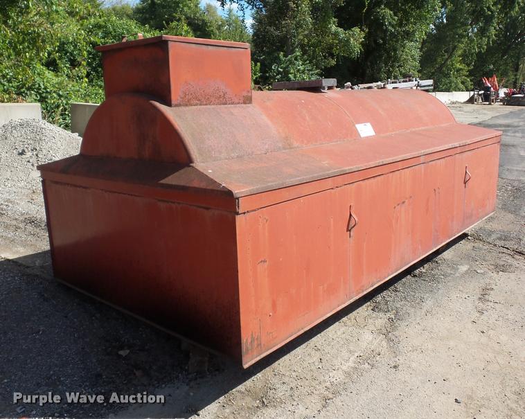 image for item L3539 Bulk oil tank