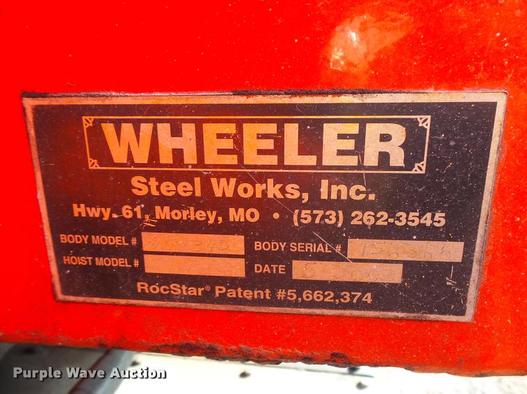 image for item L3541 2003 International 7400 dump truck