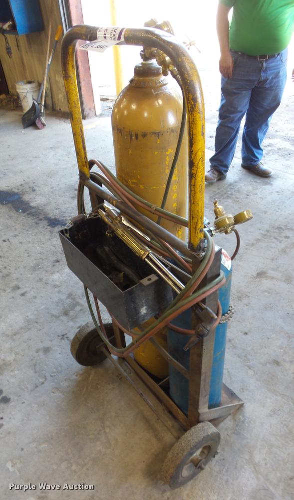 Oxygen/acetylene torch kit in Maryland Heights, MO Item L3547 sold