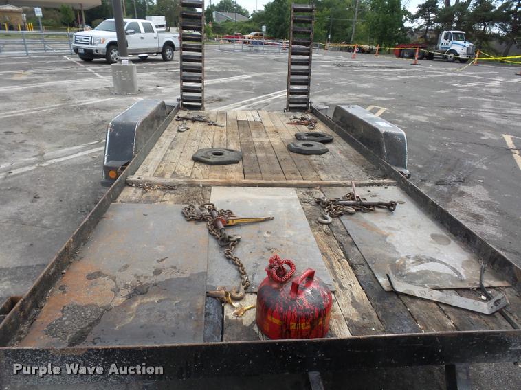 image for item L3548 2002 Felling equipment trailer