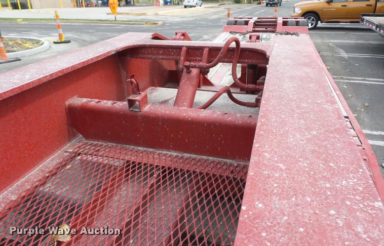 image for item L3549 1994 Etnyre lowboy equipment trailer