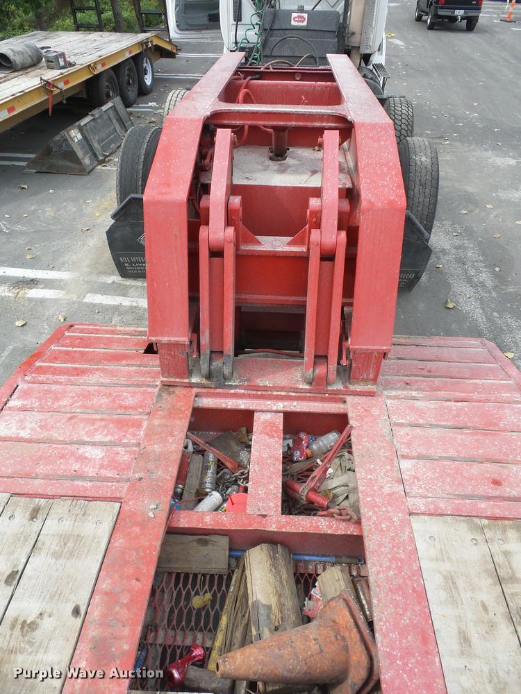 image for item L3549 1994 Etnyre lowboy equipment trailer