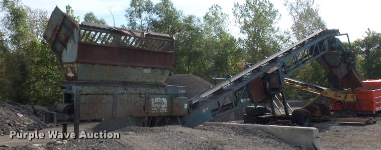 image for item L4340 Power Screen rock screen with hydraulic conveyor