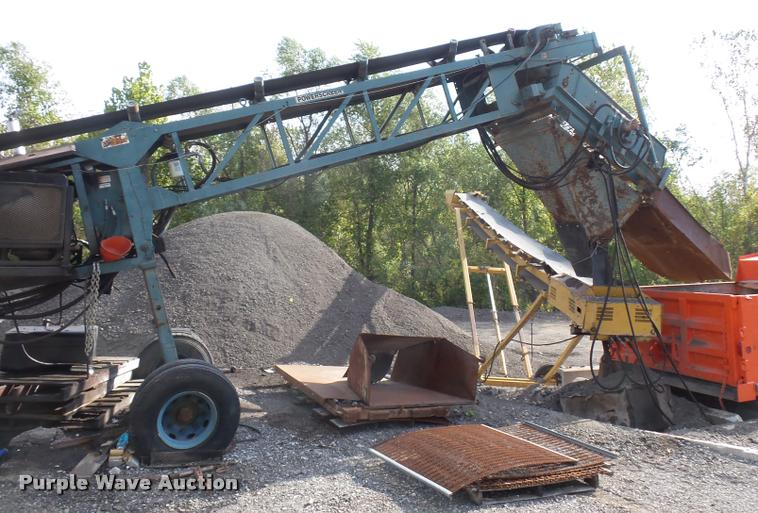 image for item L4340 Power Screen rock screen with hydraulic conveyor