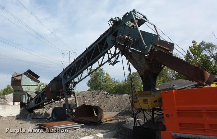 image for item L4340 Power Screen rock screen with hydraulic conveyor