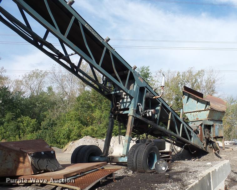 image for item L4340 Power Screen rock screen with hydraulic conveyor