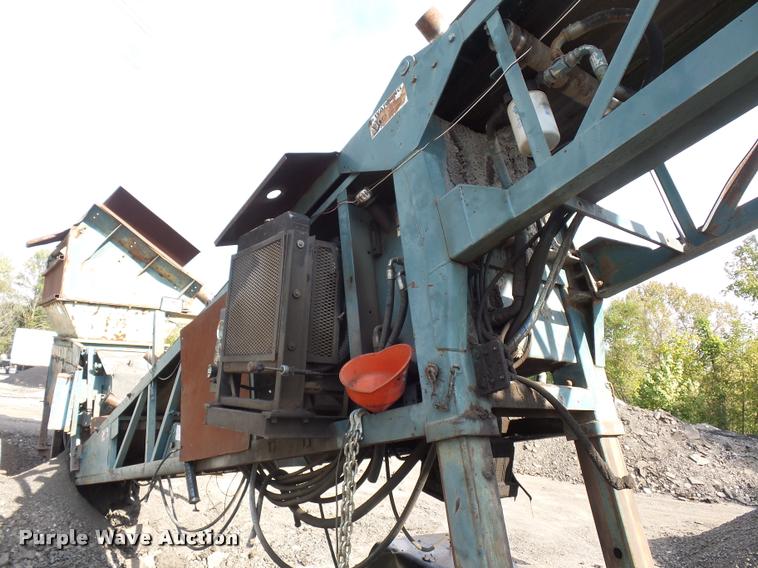 image for item L4340 Power Screen rock screen with hydraulic conveyor