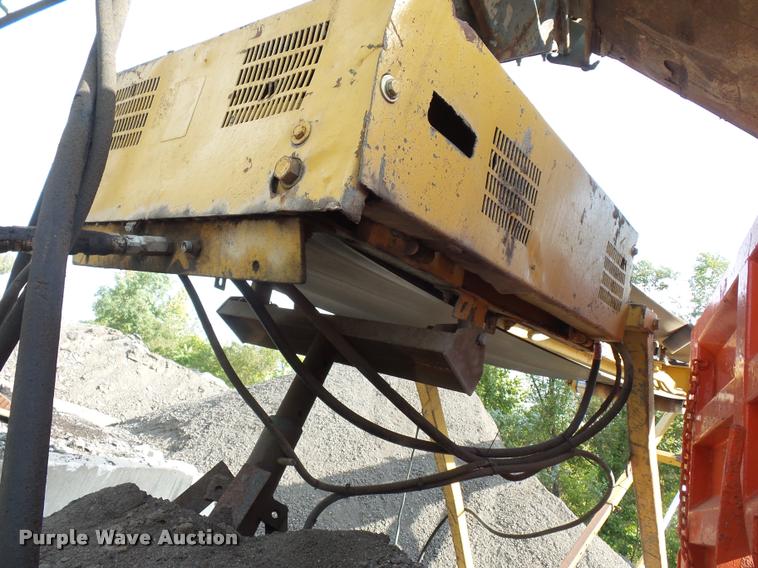image for item L4340 Power Screen rock screen with hydraulic conveyor