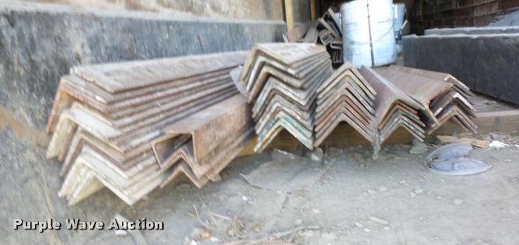 image for item AX9068 Concrete forms and fillers