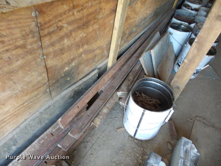 image for item AX9068 Concrete forms and fillers