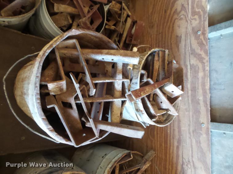 image for item AX9068 Concrete forms and fillers