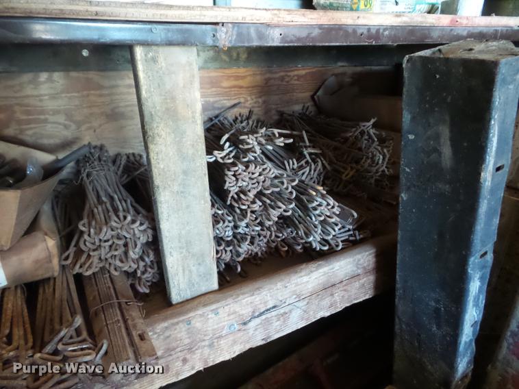 image for item AX9068 Concrete forms and fillers