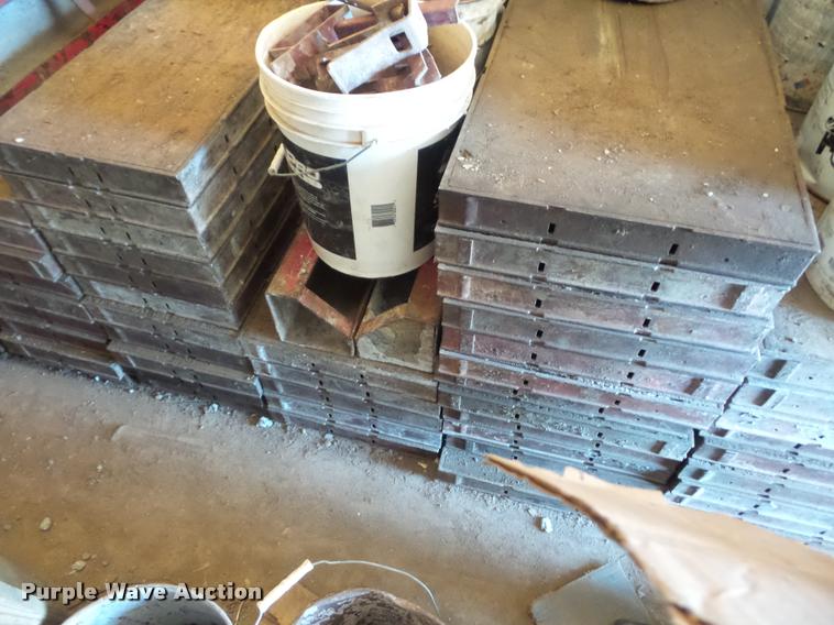 image for item AX9068 Concrete forms and fillers