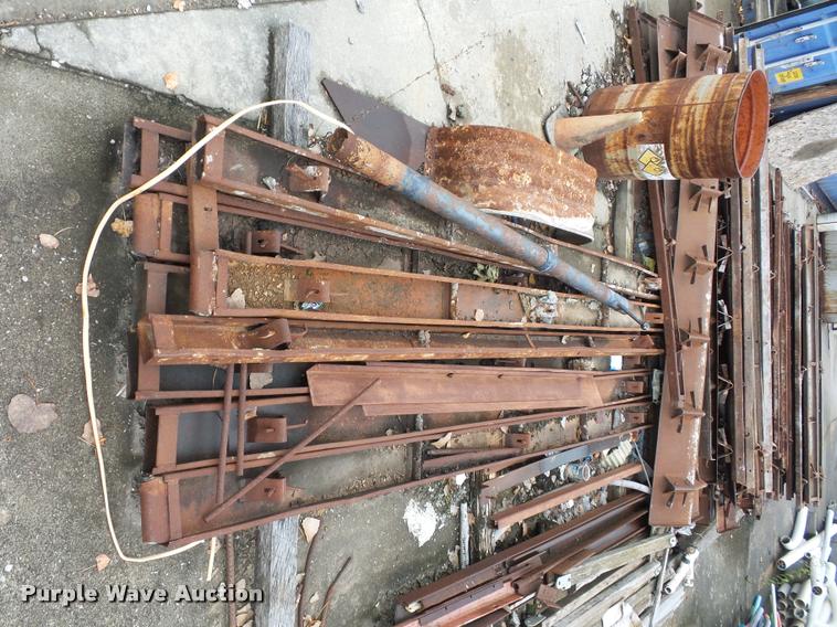 image for item BG9669 Approximately 75 concrete forms