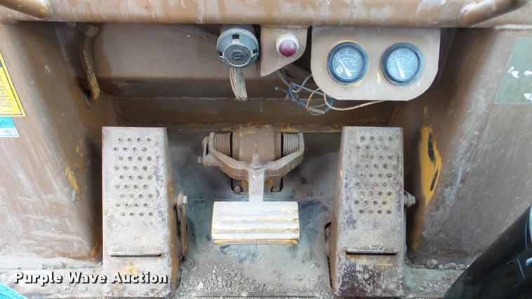 image for item DA2920 1989 Caterpillar 963 track loader